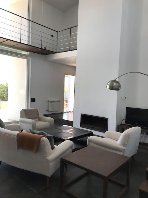Casa De La Luz Βίλα Cala Llombards Εξωτερικό φωτογραφία
